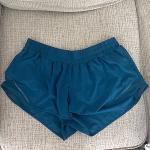 Lululemon Nile Blue Hottie Hot 2.5 Shorts